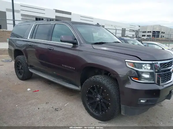 1GNSCHKC4GR169778 2016 CHEVROLET SUBURBAN - Image 1