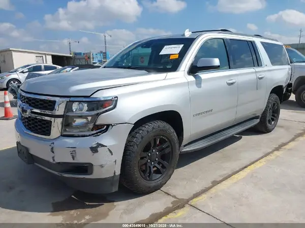 1GNSCHKC4GR436806 2016 CHEVROLET SUBURBAN - Image 2