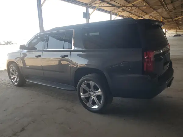 1GNSCHKC4HR313721 2017 CHEVROLET SUBURBAN - Image 2