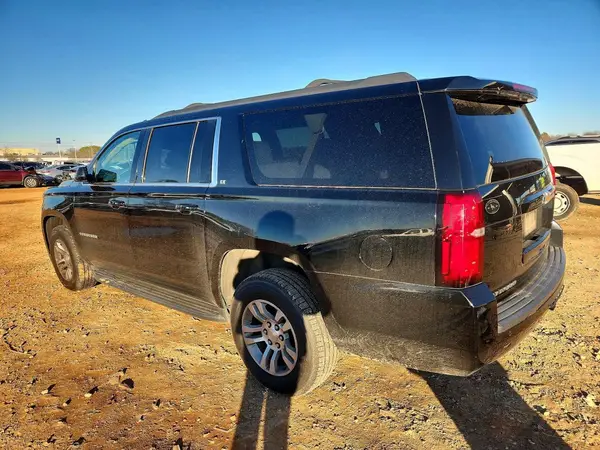 1GNSCHKC4JR245989 2018 CHEVROLET SUBURBAN - Image 2