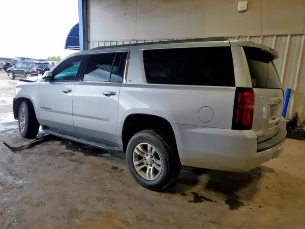 1GNSCHKC4JR287885 2018 CHEVROLET SUBURBAN - Image 2