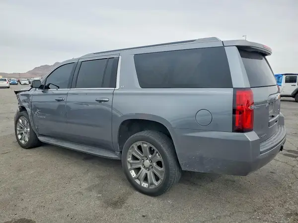 1GNSCHKC4JR323641 2018 CHEVROLET SUBURBAN - Image 2