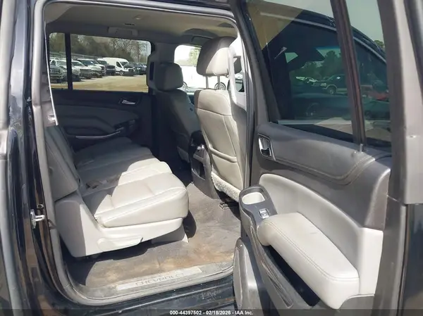 1GNSCHKC4KR119892 2019 CHEVROLET SUBURBAN - Image 8