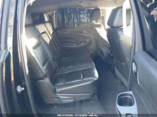 1GNSCHKC4KR143321 2019 CHEVROLET SUBURBAN - Image 8