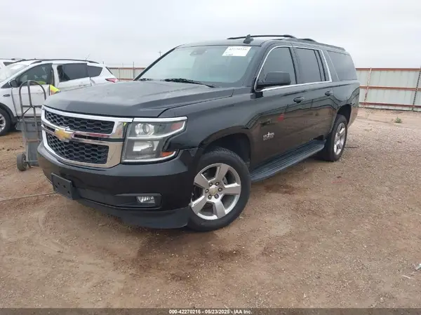 1GNSCHKC4KR193880 2019 CHEVROLET SUBURBAN - Image 2