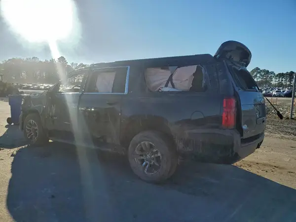 1GNSCHKC4KR241068 2019 CHEVROLET SUBURBAN - Image 2