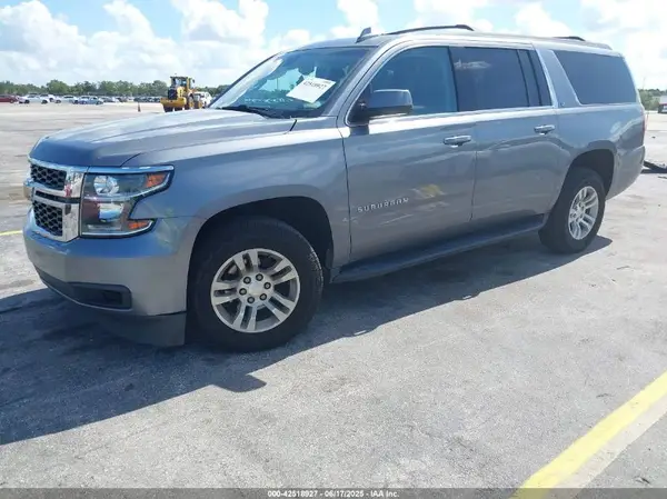 1GNSCHKC4LR302047 2020 CHEVROLET SUBURBAN - Image 2