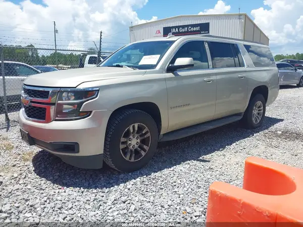 1GNSCHKC5GR153945 2016 CHEVROLET SUBURBAN - Image 2