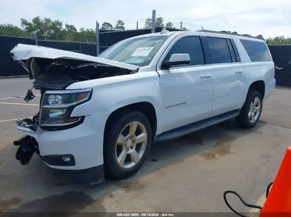 1GNSCHKC5GR179896 2016 CHEVROLET SUBURBAN - Image 2