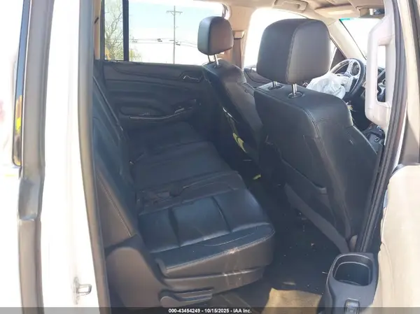 1GNSCHKC5HR160654 2017 CHEVROLET SUBURBAN - Image 7
