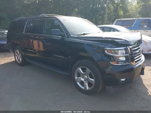 1GNSCHKC5HR268983 2017 CHEVROLET SUBURBAN - Image 1