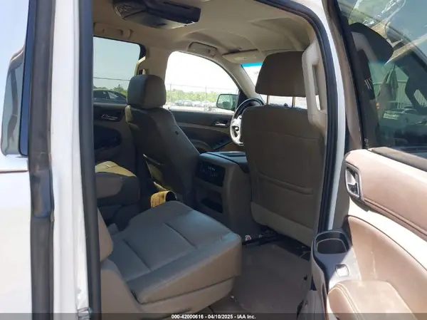 1GNSCHKC5HR346968 2017 CHEVROLET SUBURBAN - Image 8