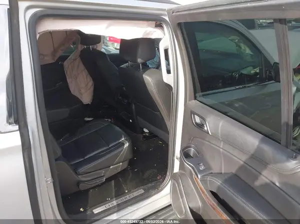 1GNSCHKC5HR347988 2017 CHEVROLET SUBURBAN - Image 8