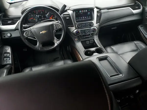 1GNSCHKC5JR102467 2018 CHEVROLET SUBURBAN - Image 8
