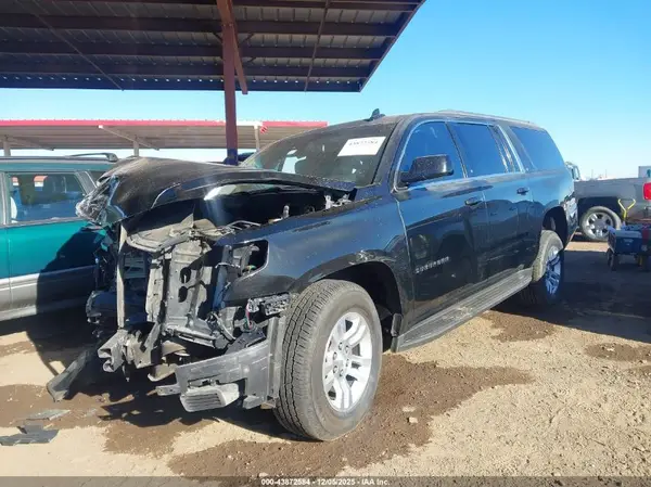 1GNSCHKC5JR130026 2018 CHEVROLET SUBURBAN - Image 2