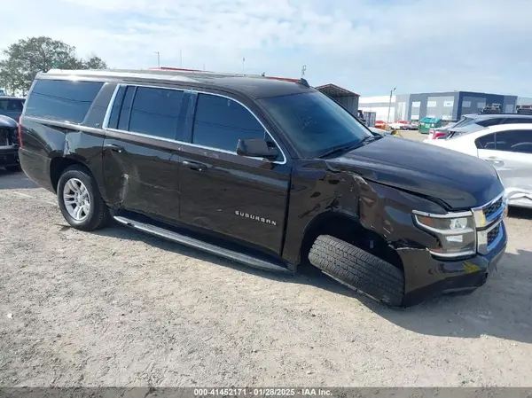 1GNSCHKC5JR169554 2018 CHEVROLET SUBURBAN - Image 1