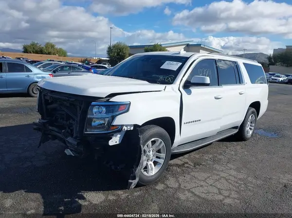 1GNSCHKC5JR194258 2018 CHEVROLET SUBURBAN - Image 2