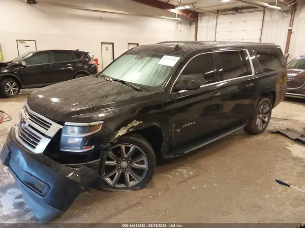 1GNSCHKC5JR331179 2018 CHEVROLET SUBURBAN - Image 2