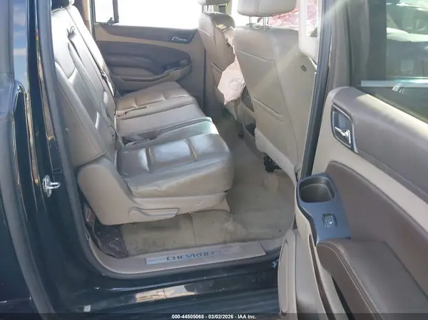 1GNSCHKC5KR109923 2019 CHEVROLET SUBURBAN - Image 8
