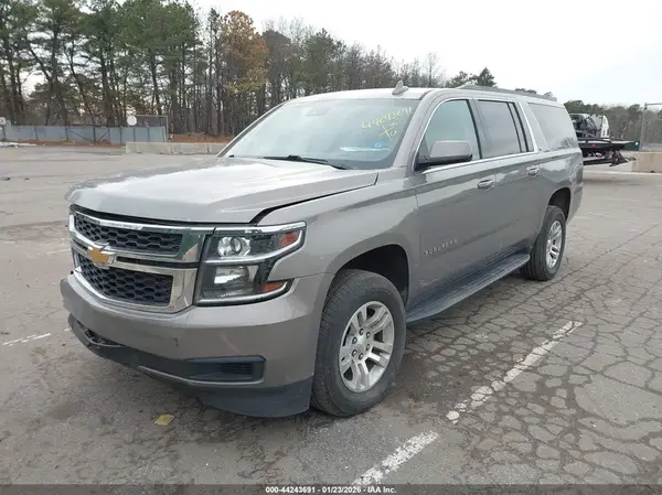 1GNSCHKC5KR202666 2019 CHEVROLET SUBURBAN - Image 2