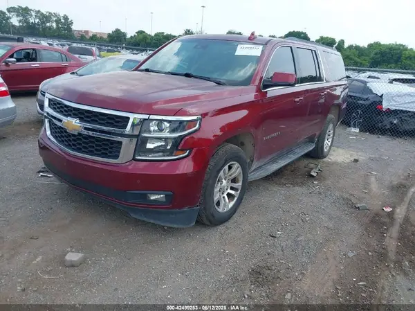 1GNSCHKC6GR244576 2016 CHEVROLET SUBURBAN - Image 2