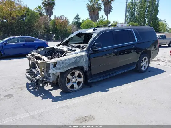 1GNSCHKC6GR417660 2016 CHEVROLET SUBURBAN - Image 2
