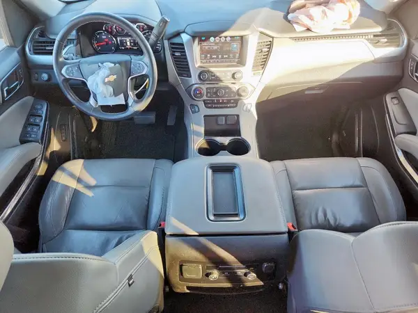 1GNSCHKC6HR157505 2017 CHEVROLET SUBURBAN - Image 8