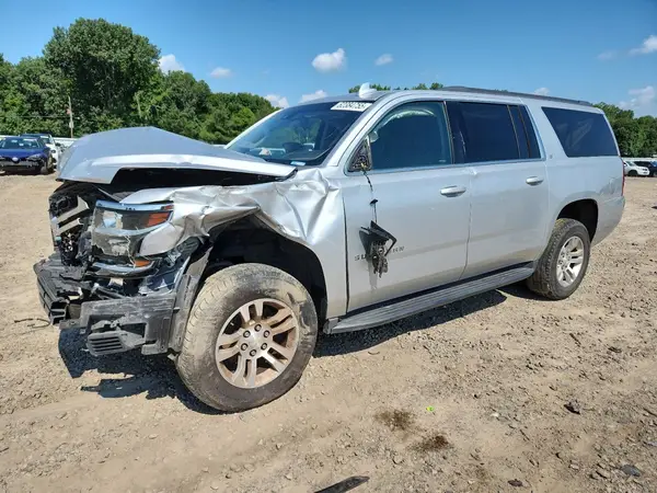1GNSCHKC6HR174871 2017 CHEVROLET SUBURBAN - Image 1
