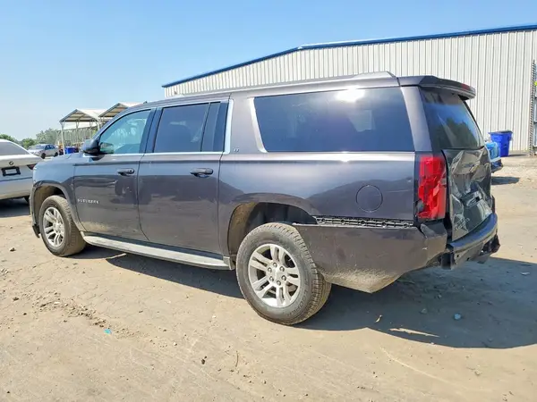 1GNSCHKC6HR180668 2017 CHEVROLET SUBURBAN - Image 2
