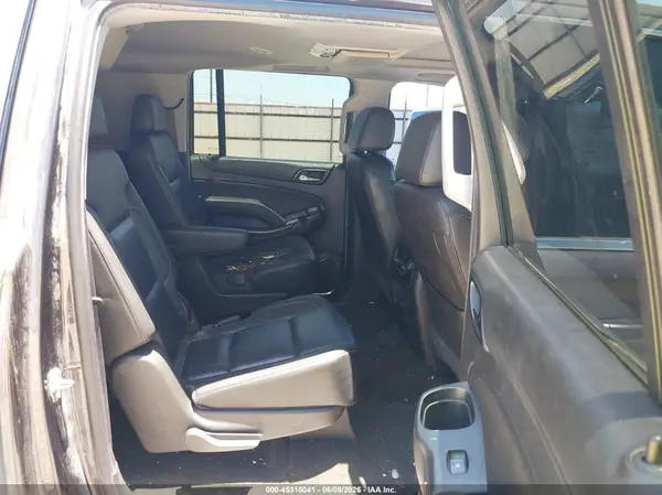 1GNSCHKC6HR401315 2017 CHEVROLET SUBURBAN - Image 8
