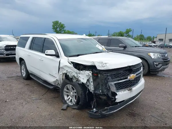 1GNSCHKC6JR109427 2018 CHEVROLET SUBURBAN - Image 1