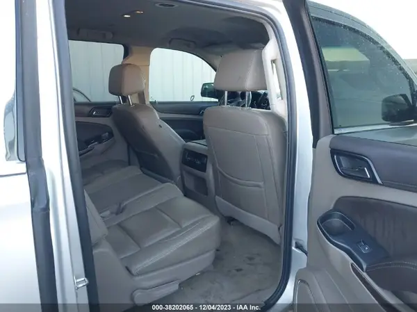 1GNSCHKC6JR148616 2018 CHEVROLET SUBURBAN - Image 8