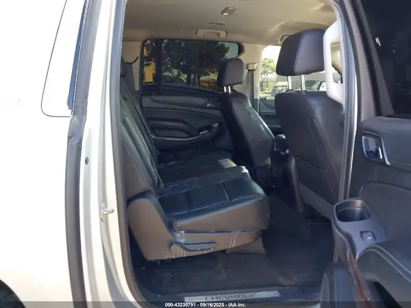 1GNSCHKC6JR284115 2018 CHEVROLET SUBURBAN - Image 8