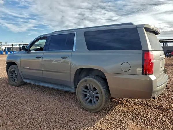 1GNSCHKC6JR369763 2018 CHEVROLET SUBURBAN - Image 2