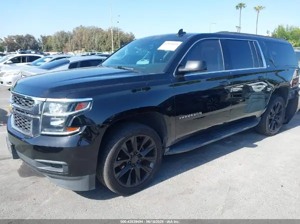 1GNSCHKC6KR178720 2019 CHEVROLET SUBURBAN - Image 2