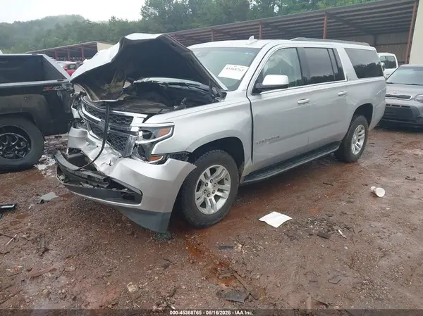 1GNSCHKC6KR369036 2019 CHEVROLET SUBURBAN - Image 2