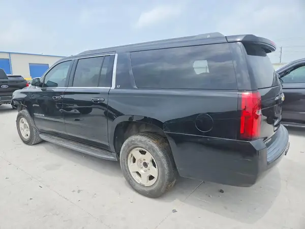 1GNSCHKC7GR171654 2016 CHEVROLET SUBURBAN - Image 2