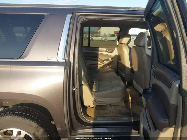 1GNSCHKC7HR189430 2017 CHEVROLET SUBURBAN - Image 8