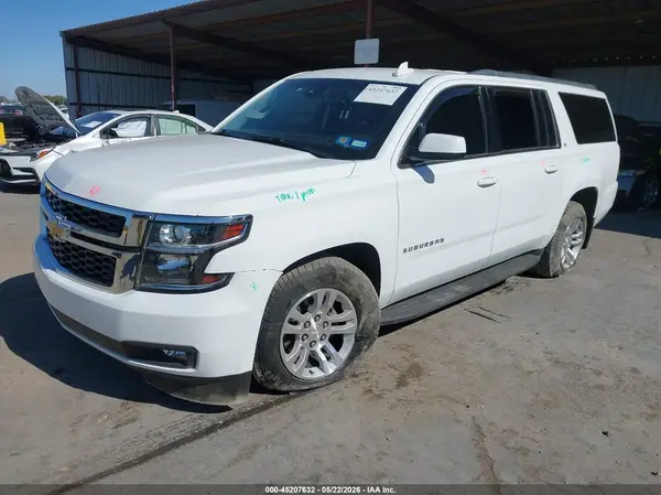 1GNSCHKC7HR234334 2017 CHEVROLET SUBURBAN - Image 2