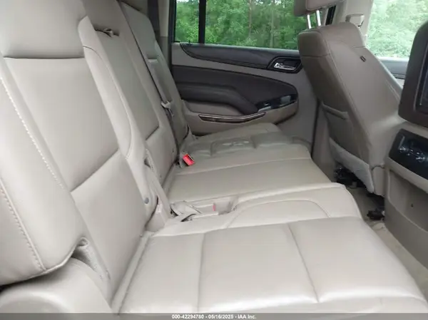 1GNSCHKC7HR234852 2017 CHEVROLET SUBURBAN - Image 8