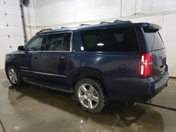 1GNSCHKC7HR263154 2017 CHEVROLET SUBURBAN - Image 2