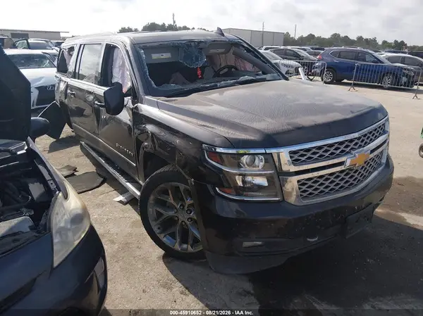 1GNSCHKC7HR367594 2017 CHEVROLET SUBURBAN - Image 1