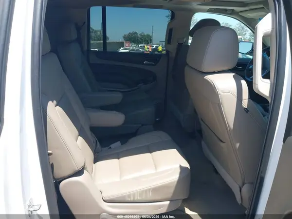 1GNSCHKC7HR408063 2017 CHEVROLET SUBURBAN - Image 8