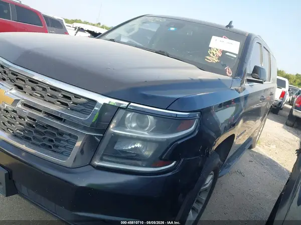 1GNSCHKC7JR106715 2018 CHEVROLET SUBURBAN - Image 2