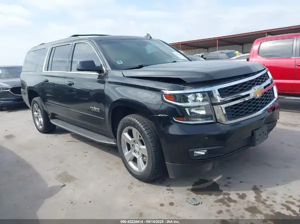 1GNSCHKC7JR140833 2018 CHEVROLET SUBURBAN - Image 1