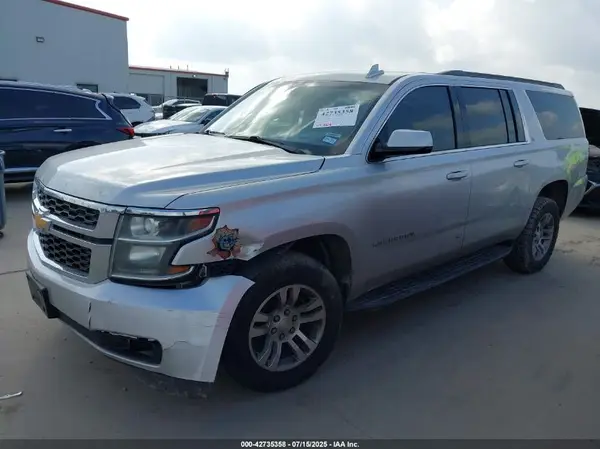 1GNSCHKC7JR241578 2018 CHEVROLET SUBURBAN - Image 2