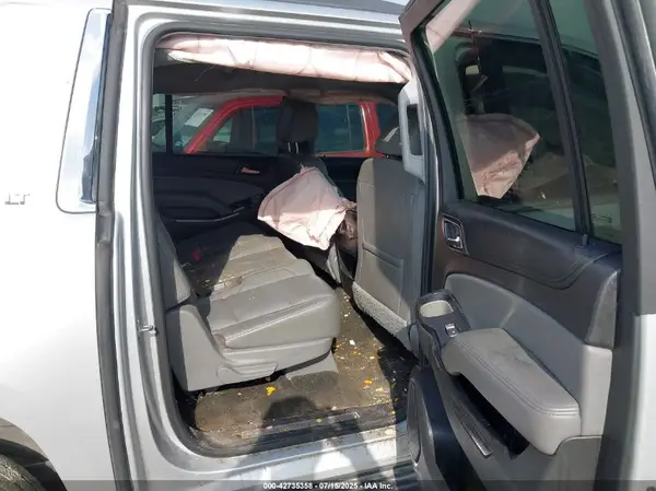 1GNSCHKC7JR241578 2018 CHEVROLET SUBURBAN - Image 8