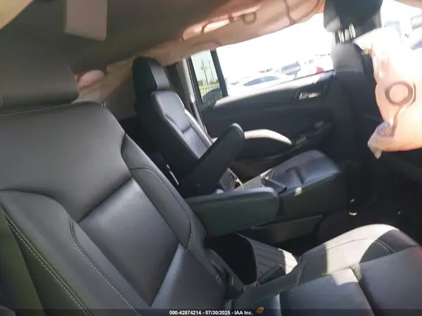1GNSCHKC7JR317414 2018 CHEVROLET SUBURBAN - Image 8
