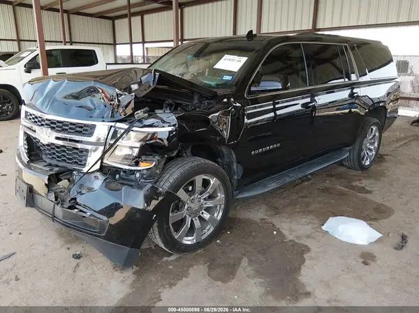 1GNSCHKC7JR359369 2018 CHEVROLET SUBURBAN - Image 2