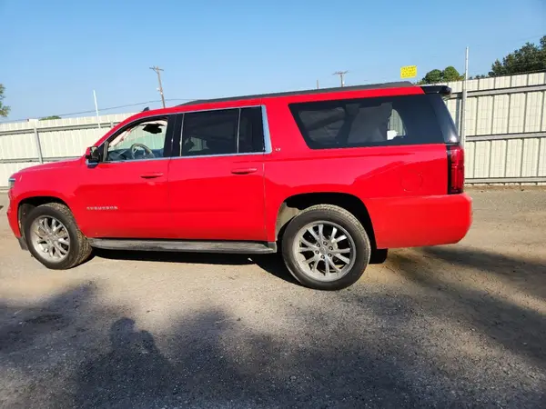 1GNSCHKC7JR359596 2018 CHEVROLET SUBURBAN - Image 2